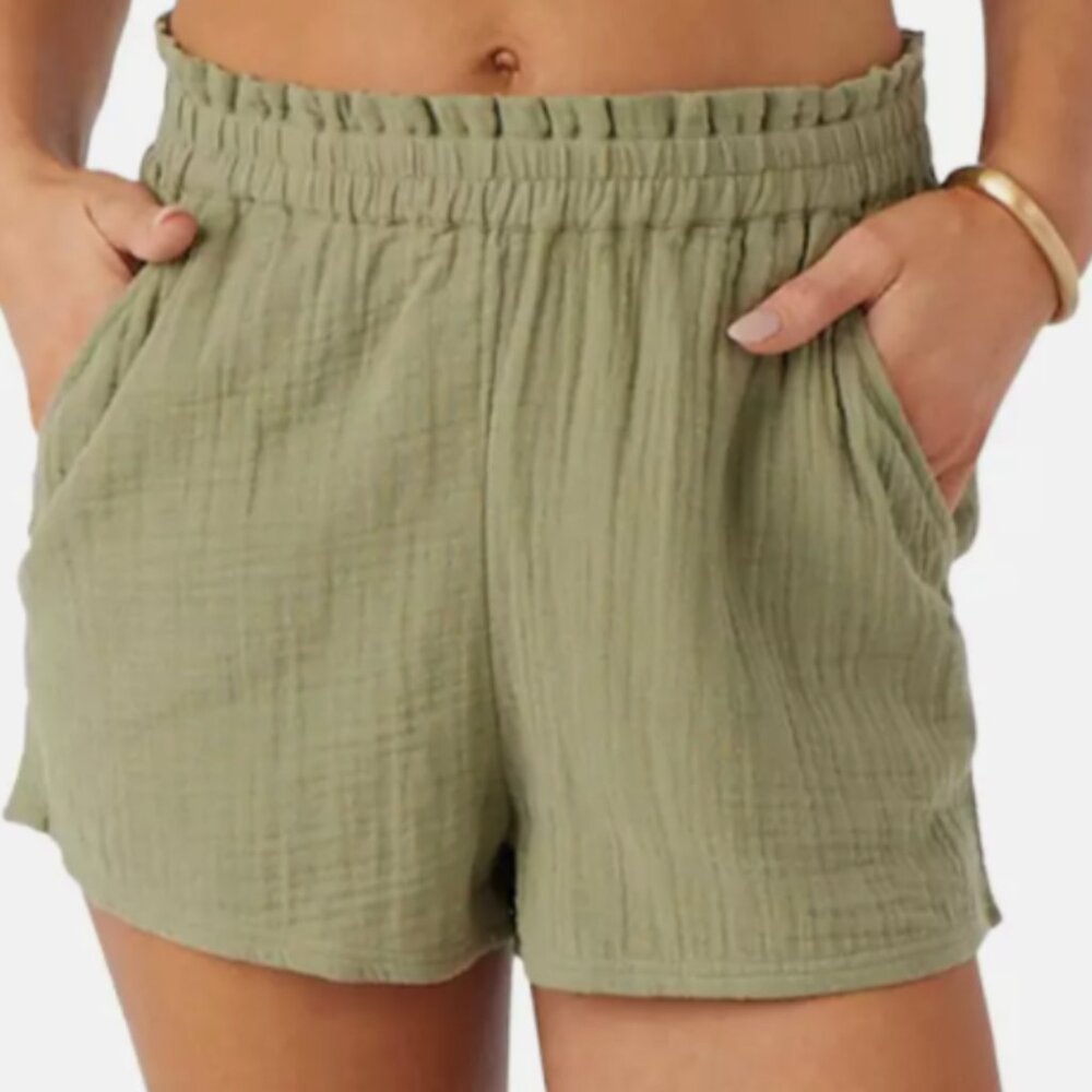 NWT ONeill Carla Short Size M in Oil Green